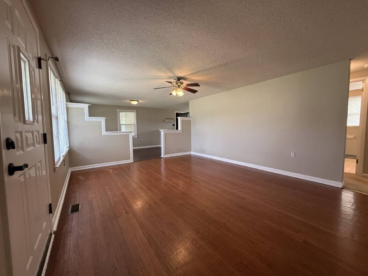 House for rent at 2460 Ready Section Rd, Toney, AL 35773