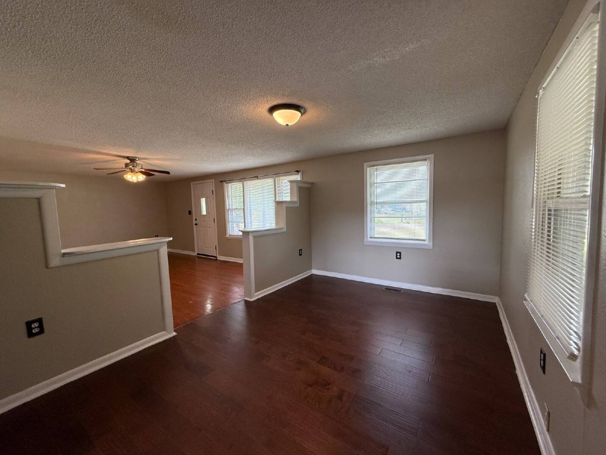 House for rent at 2460 Ready Section Rd, Toney, AL 35773
