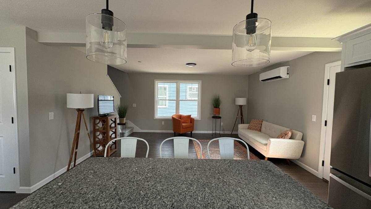 Townhouse for rent at 13 Prospect St, North Berwick, ME 03906