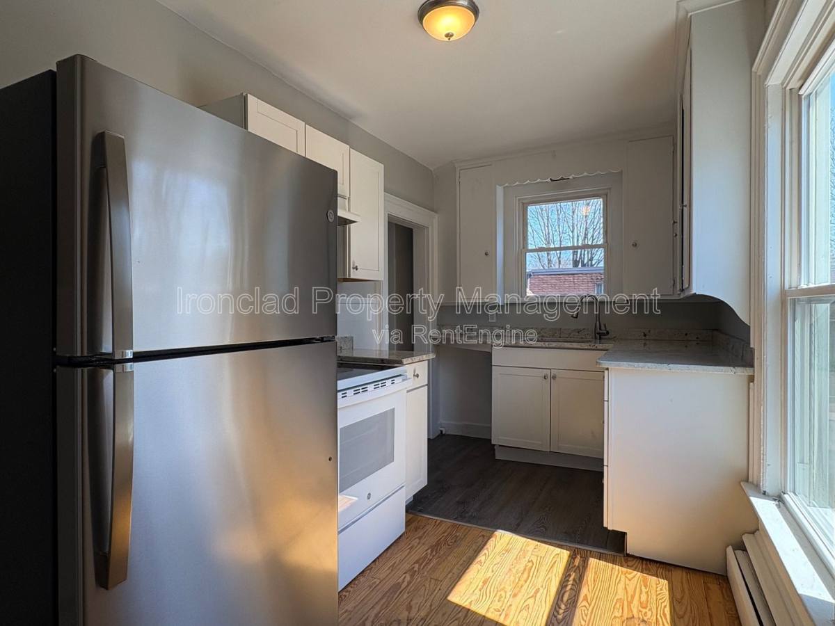 Apartment for rent at 818 Pine St #14, Bristol, CT 06010