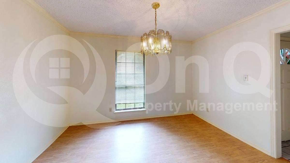 House for rent at 5511 Timber Green Dr, Arlington, TX 76016