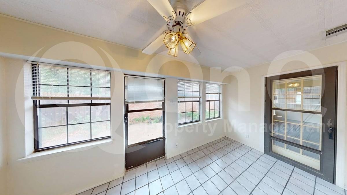 House for rent at 5511 Timber Green Dr, Arlington, TX 76016