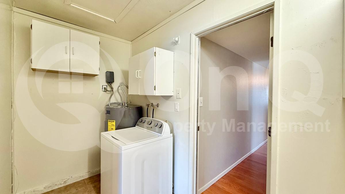 House for rent at 5625 W Campo Bello Dr, Glendale, AZ 85308