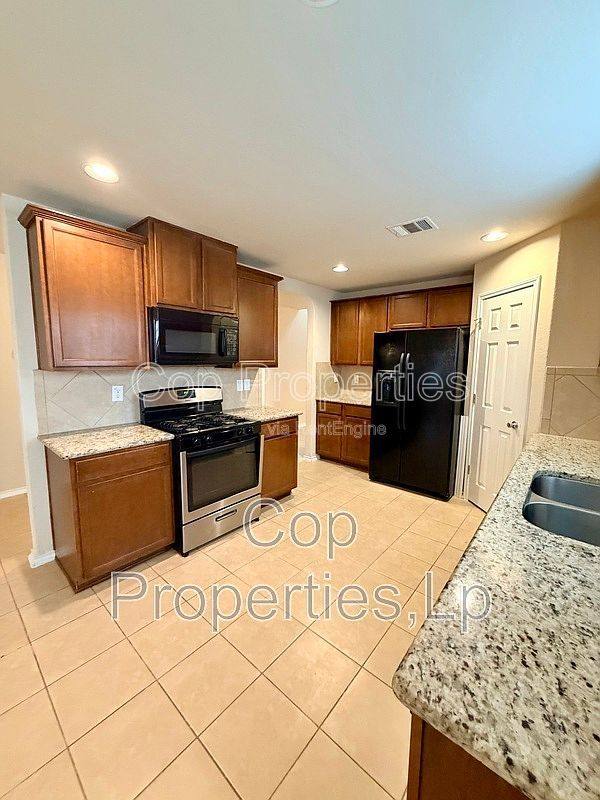 Apartment for rent at 741 Clearbrook Ave, Cibolo, TX 78108