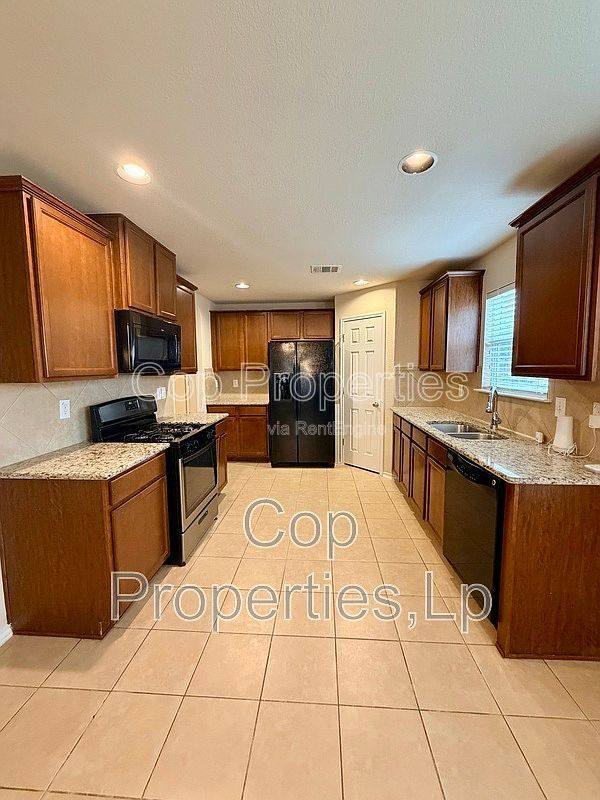 Apartment for rent at 741 Clearbrook Ave, Cibolo, TX 78108