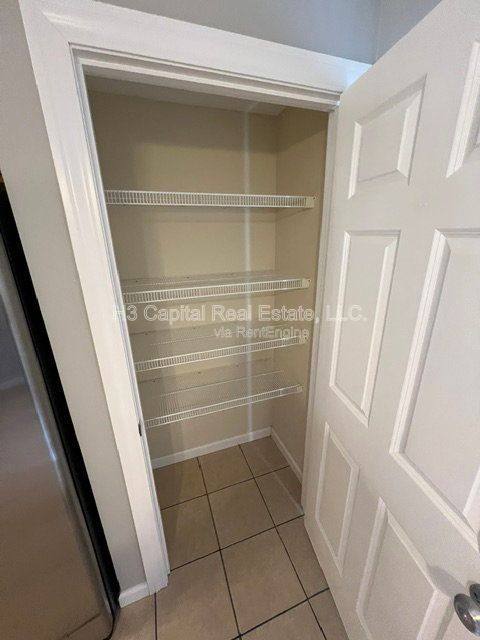 House for rent at 100 Crimson Court, Highland, IL 62249