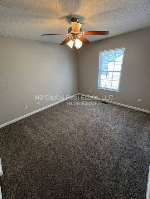 House for rent at 100 Crimson Court, Highland, IL 62249