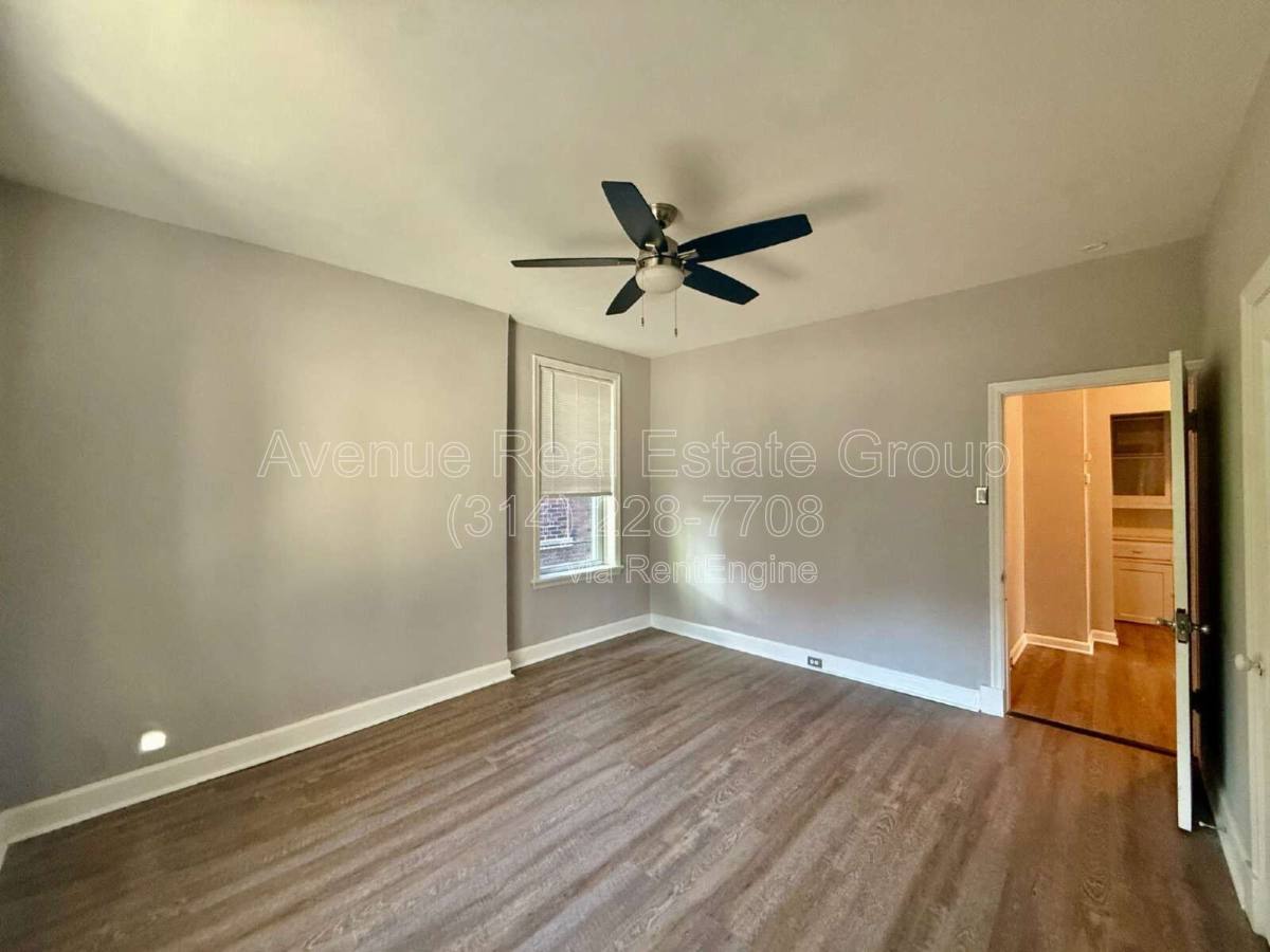 Apartment for rent at 6017 Kingsbury Ave #1F, Saint Louis, MO 63112