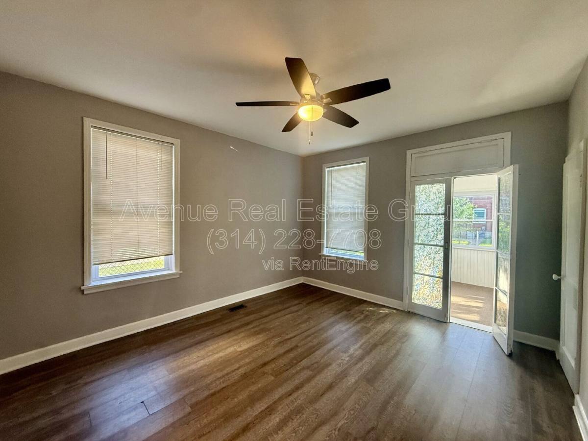 Apartment for rent at 6017 Kingsbury Ave #1F, Saint Louis, MO 63112