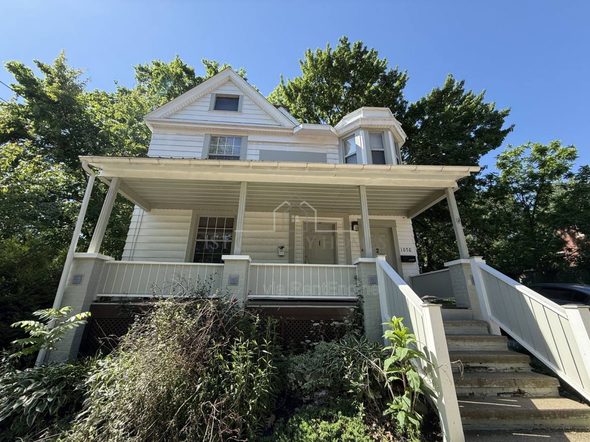 Apartment for rent at 1076 Ackley St #2, Akron, OH 44306