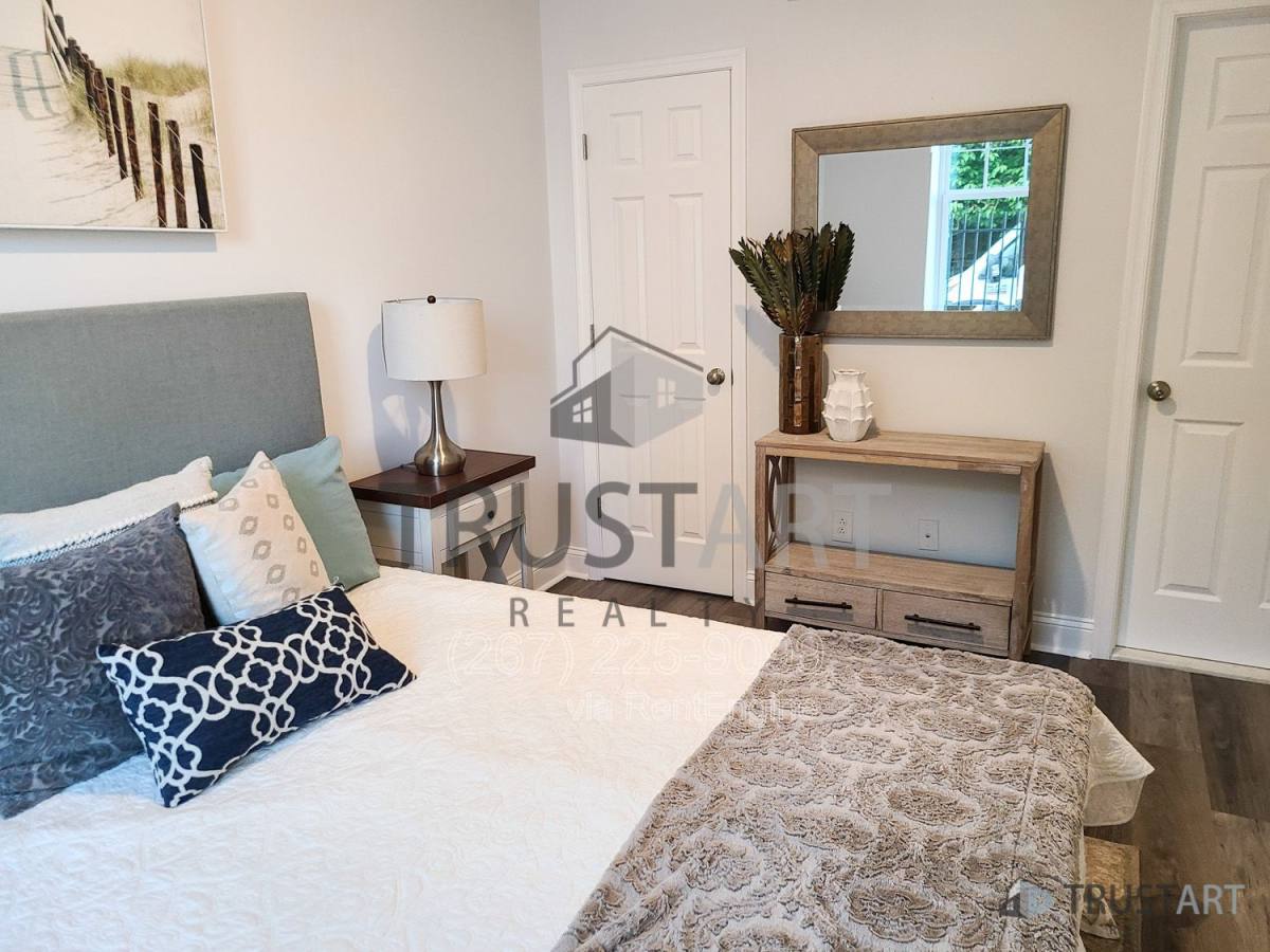 Apartment for rent at 4732 Longshore Ave #2, Philadelphia, PA 19135