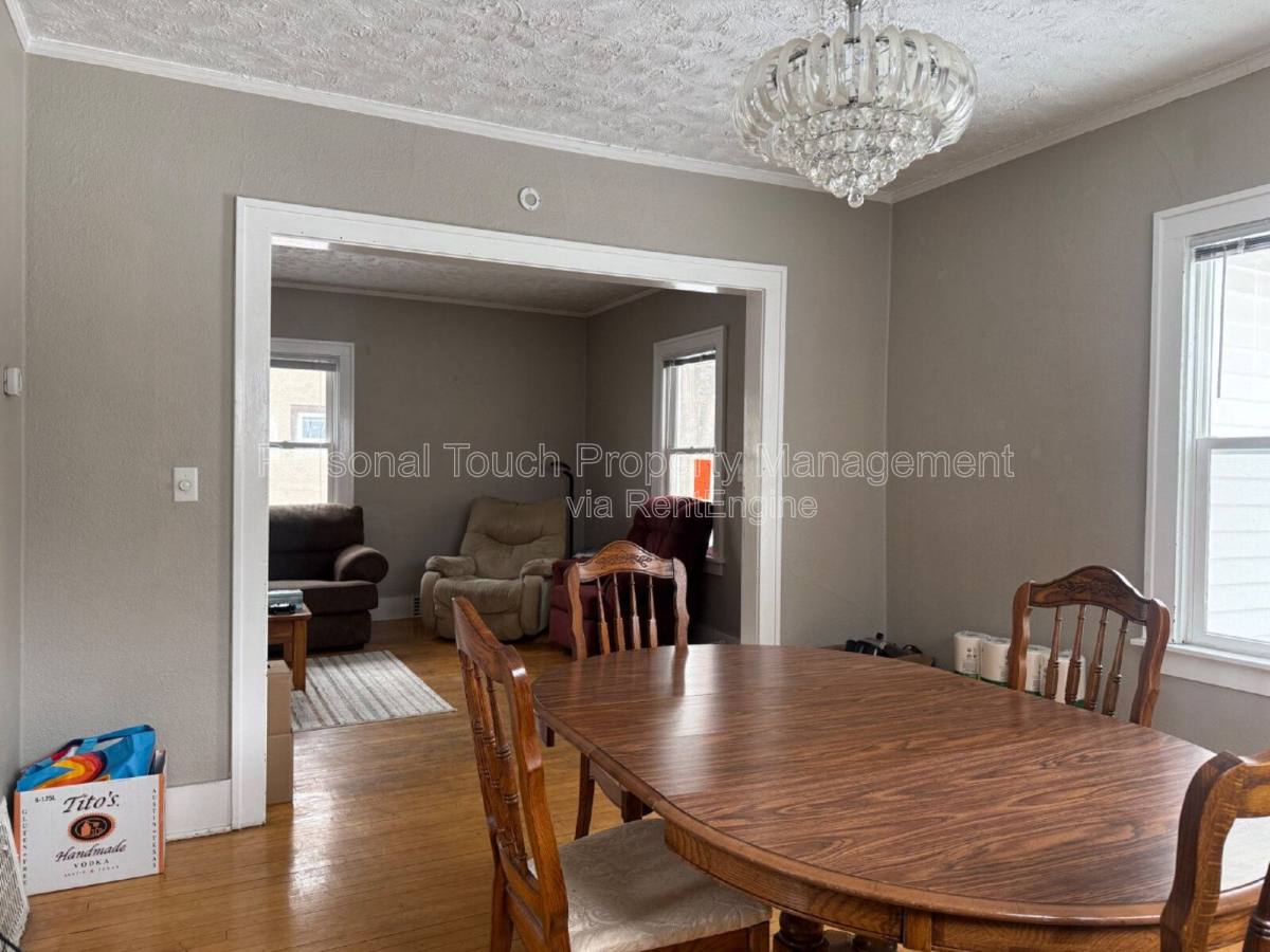 House for rent at 606 5th St S, Moorhead, MN 56560