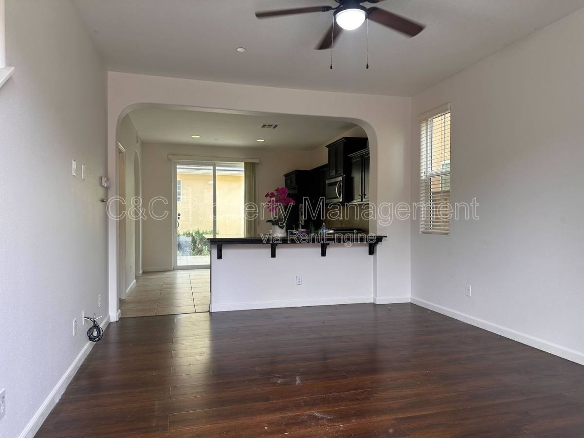 House for rent at 3672 Etchings Way, Clovis, CA 93619