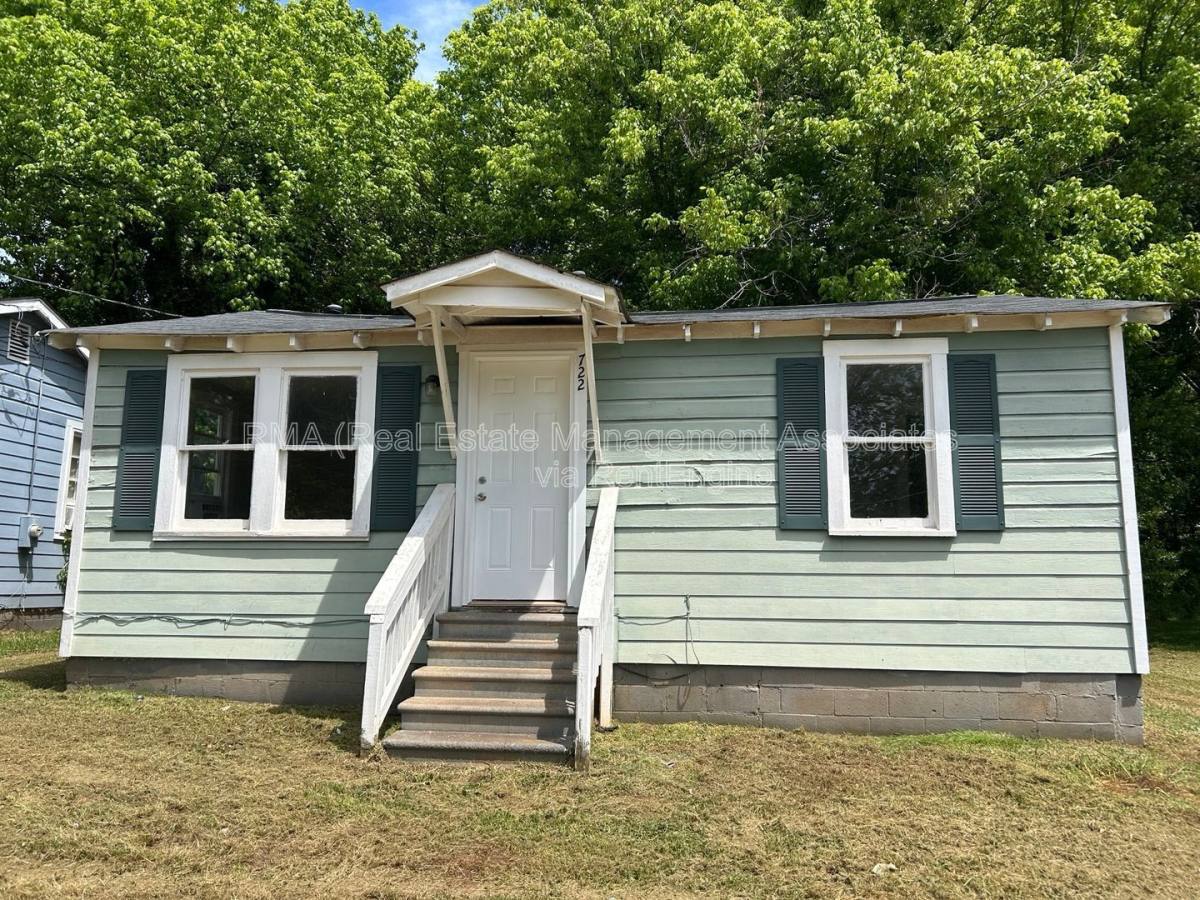 Apartment for rent at 722 English St, Griffin, GA 30224