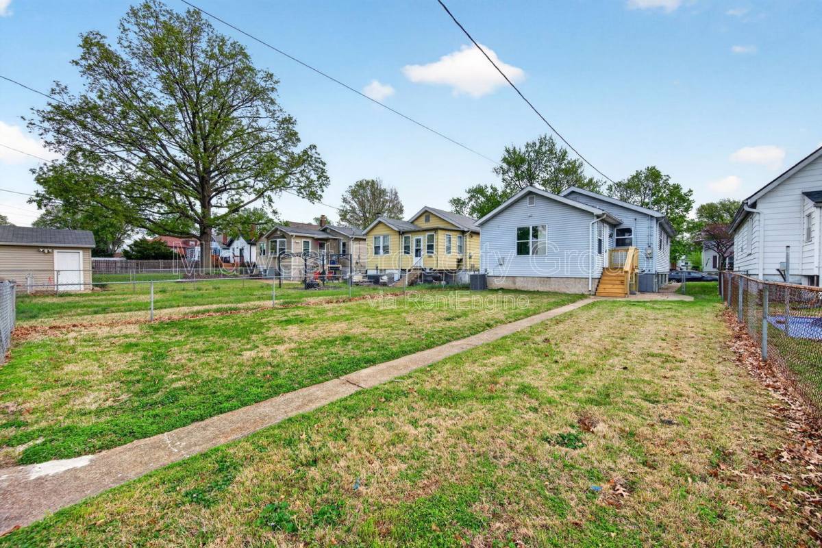 House for rent at 5324 Nagel Ave, Saint Louis, MO 63109