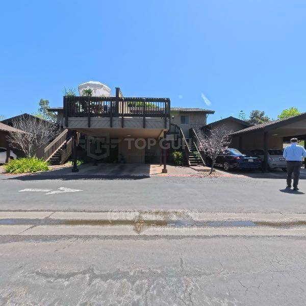 Condo for rent at 8356 Via Sonoma #B, La Jolla, CA 92037