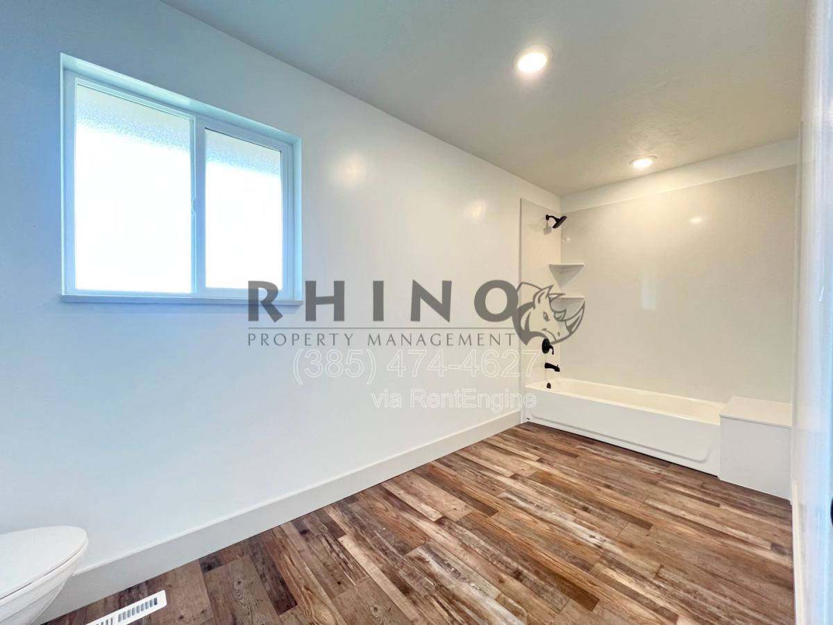 House for rent at 4626 W 4950 S, Hooper, UT 84315
