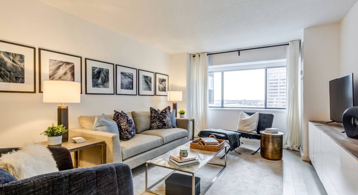 Apartment for rent at 125 Devonshire Place, Boston, MA 02109