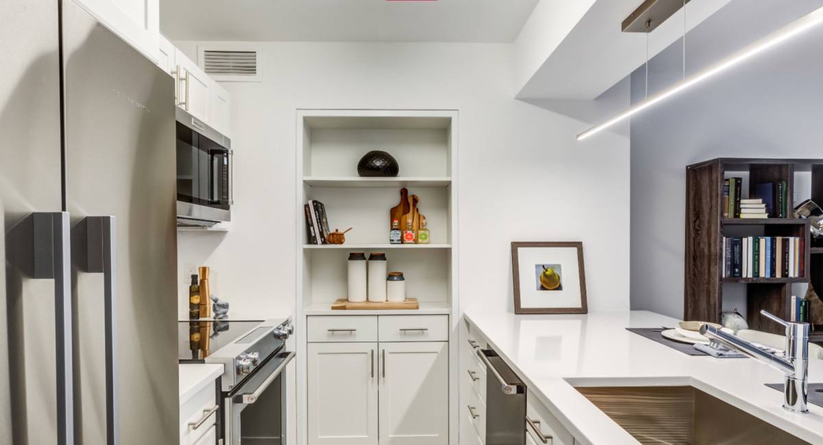 Apartment for rent at 125 Devonshire Place, Boston, MA 02109