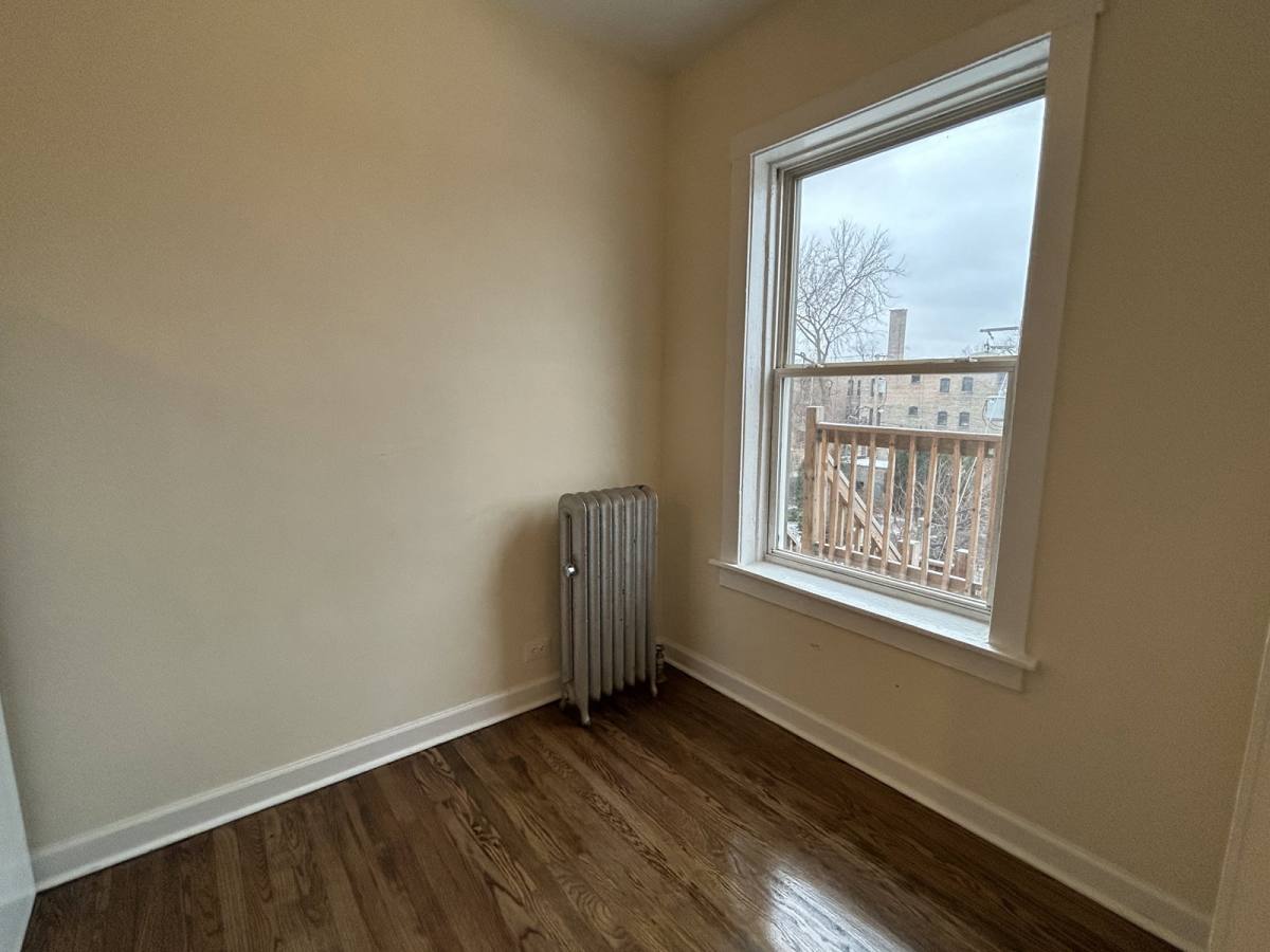 Apartment for rent at 2712 N Milwaukee Ave #307, Chicago, IL 60647