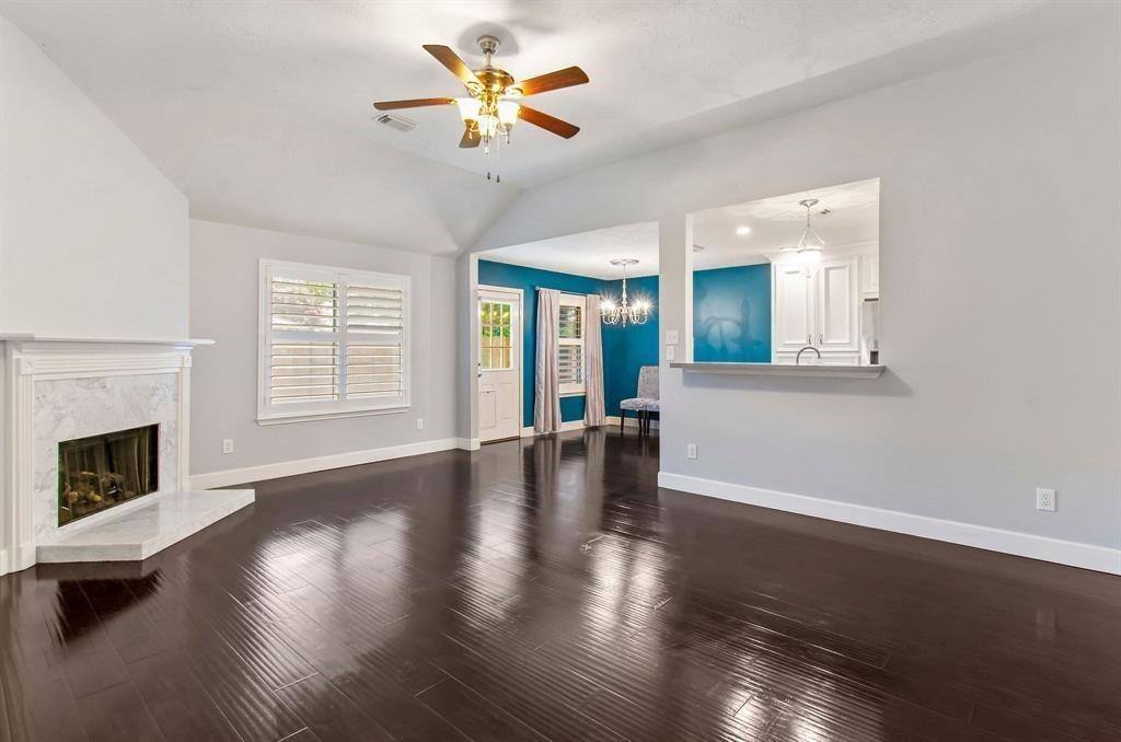 House for rent at 2207 Ames St, Pearland, TX 77584
