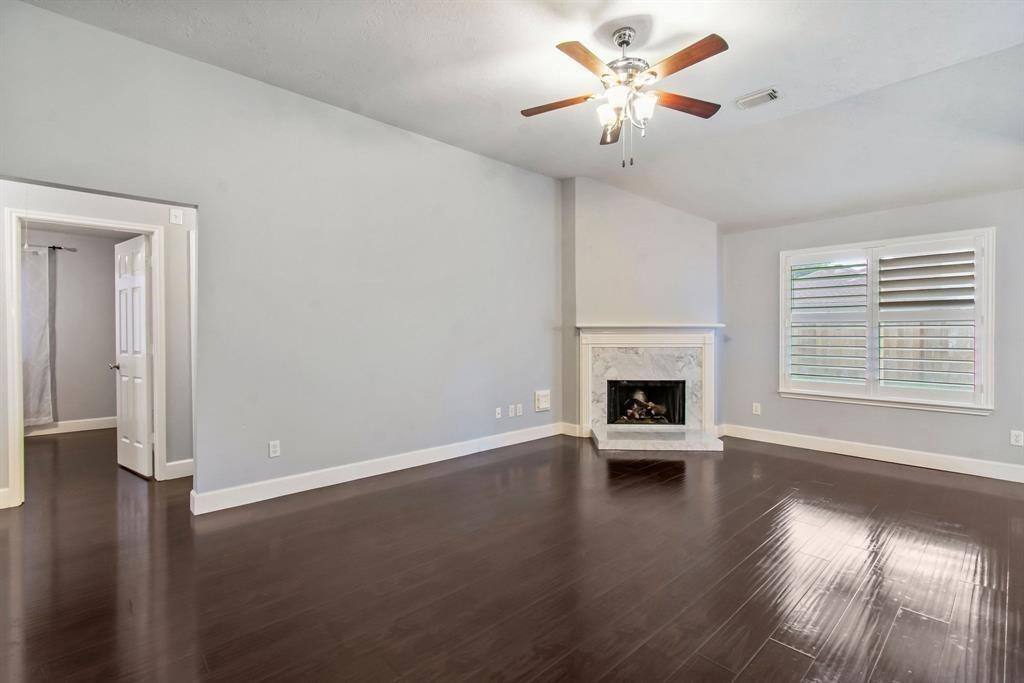 House for rent at 2207 Ames St, Pearland, TX 77584