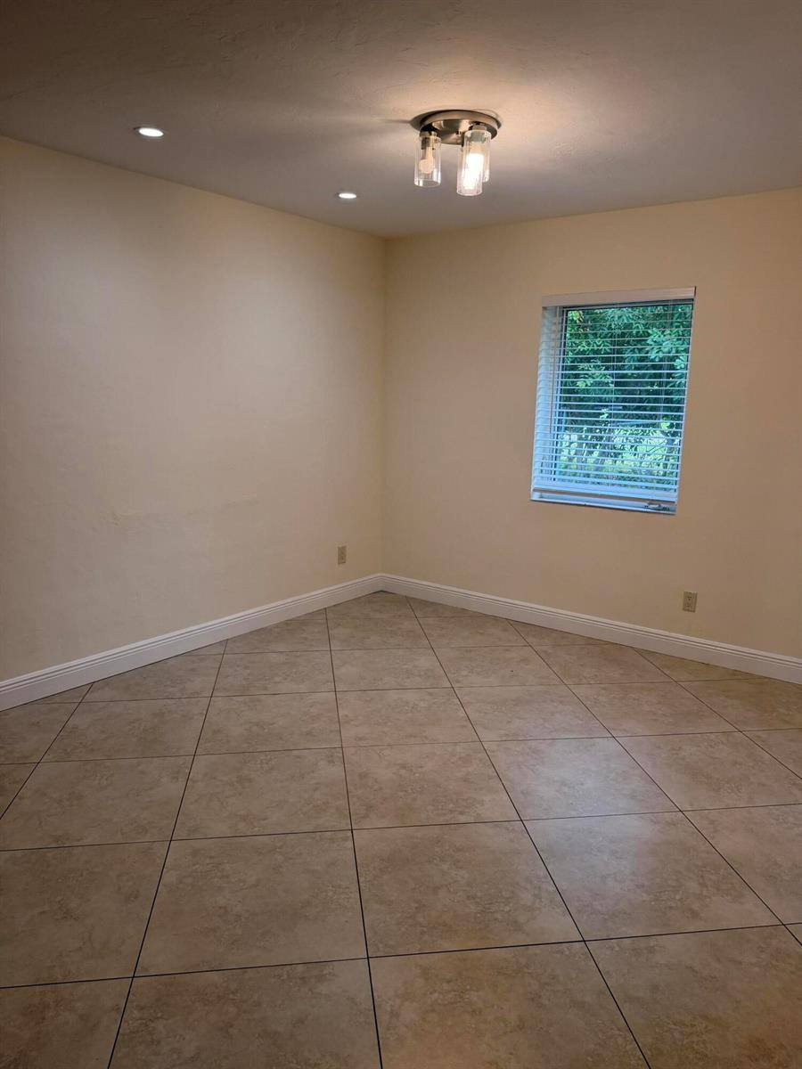 Apartment for rent at 2018 NE 14th Court, Fort Lauderdale, FL 33304