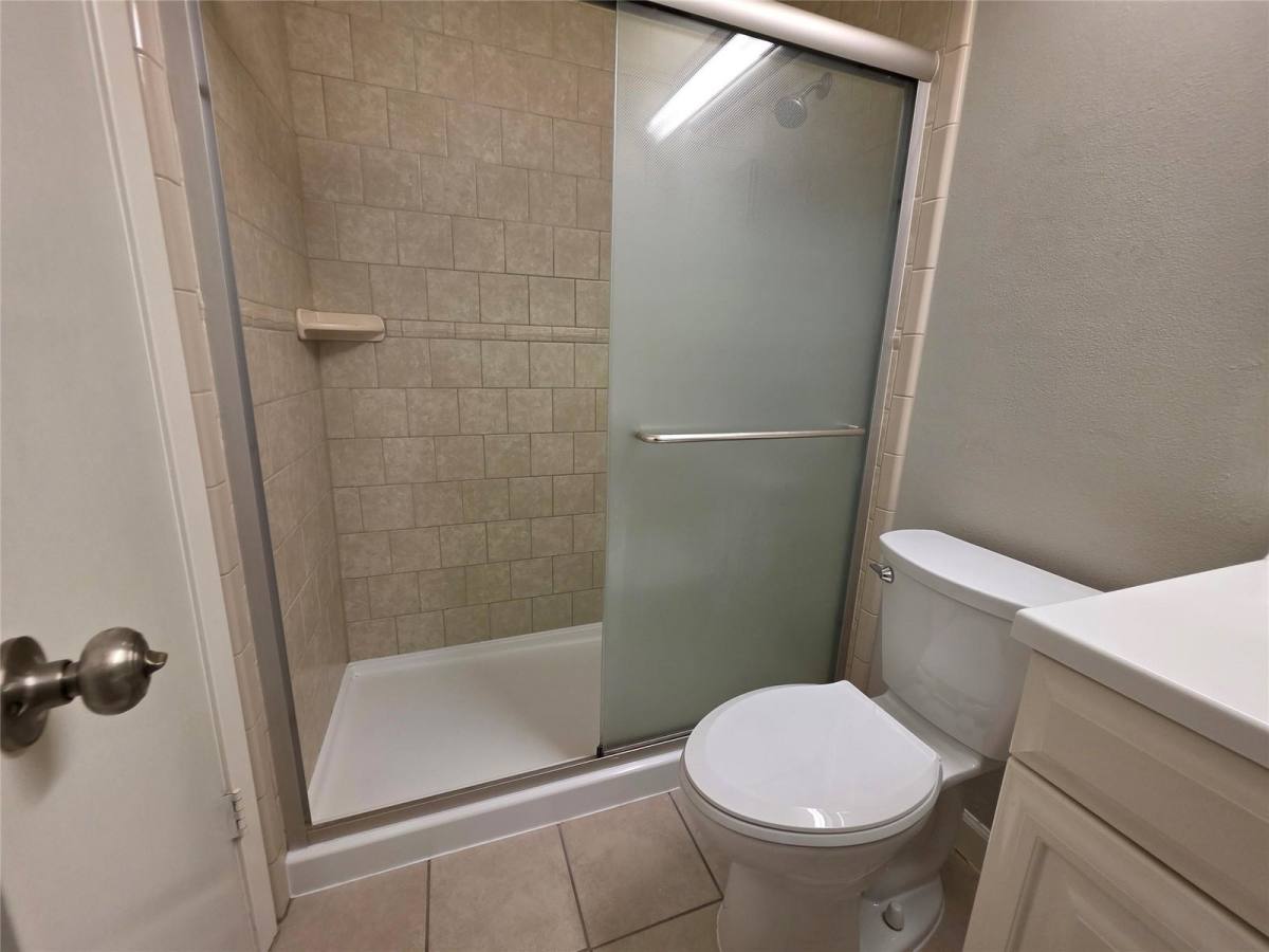 3129 E Heatherock Circle, Sugar Land, TX 77479 - House for Rent - Image 7