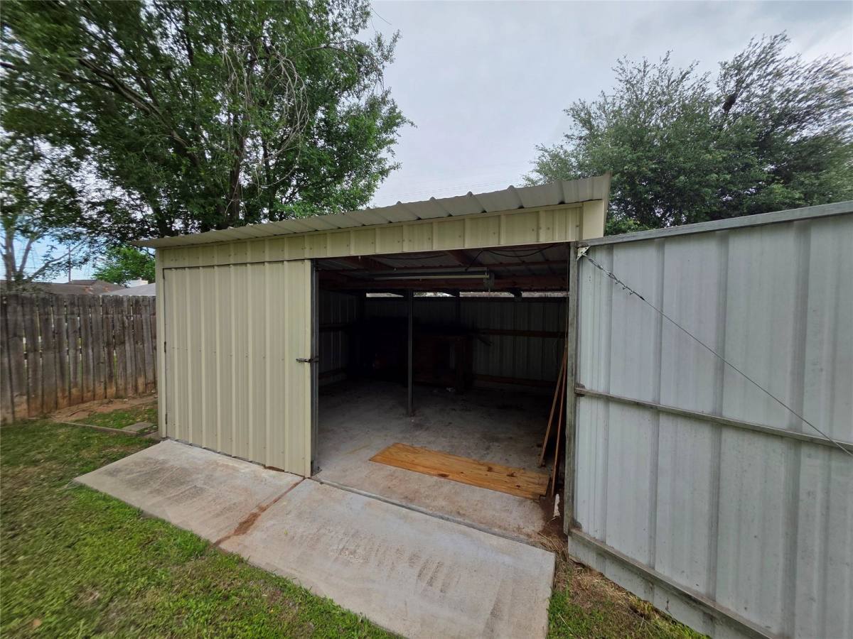 3129 E Heatherock Circle, Sugar Land, TX 77479 - House for Rent - Image 4