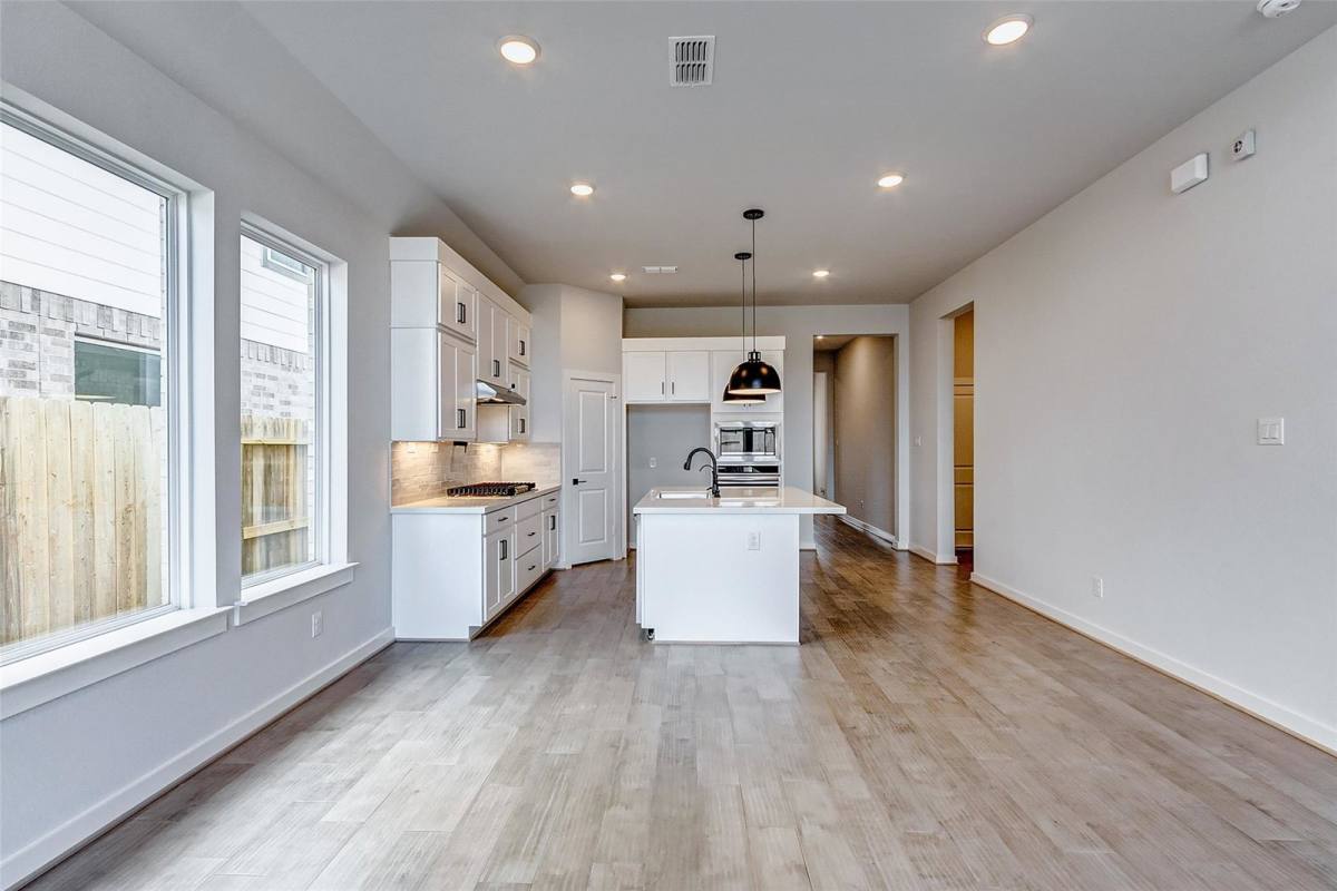 House for rent at 1216 Timber Brook Dr, Missouri City, TX 77459