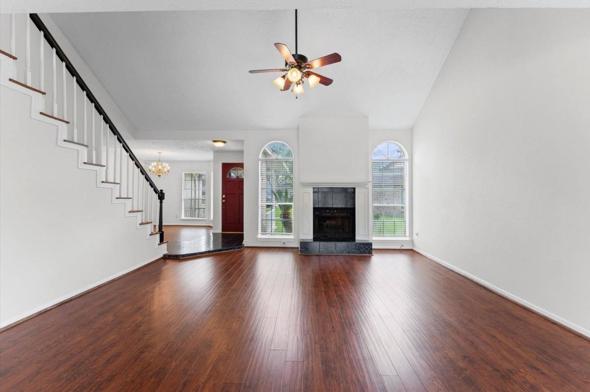 House for rent at 3204 Kempwood Dr, Sugar Land, TX 77479