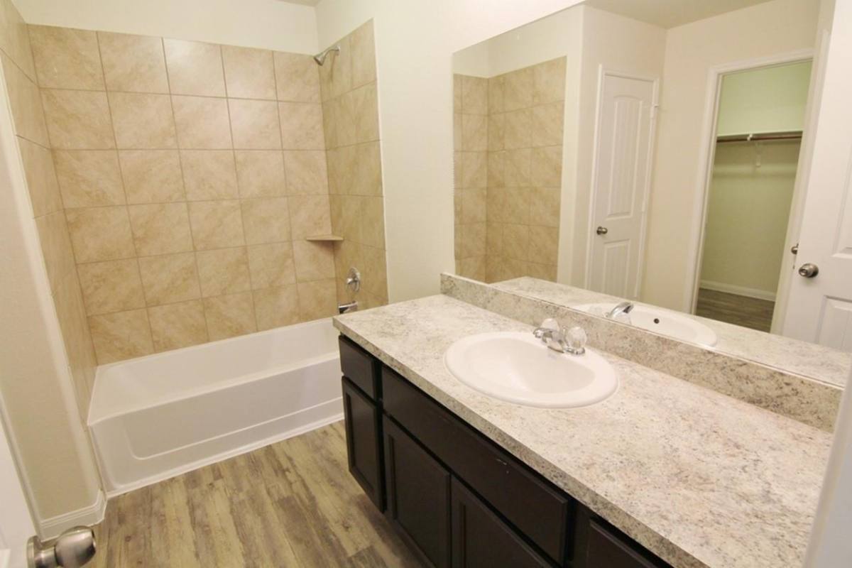 House for rent at 28 Catalina Court, Manvel, TX 77578