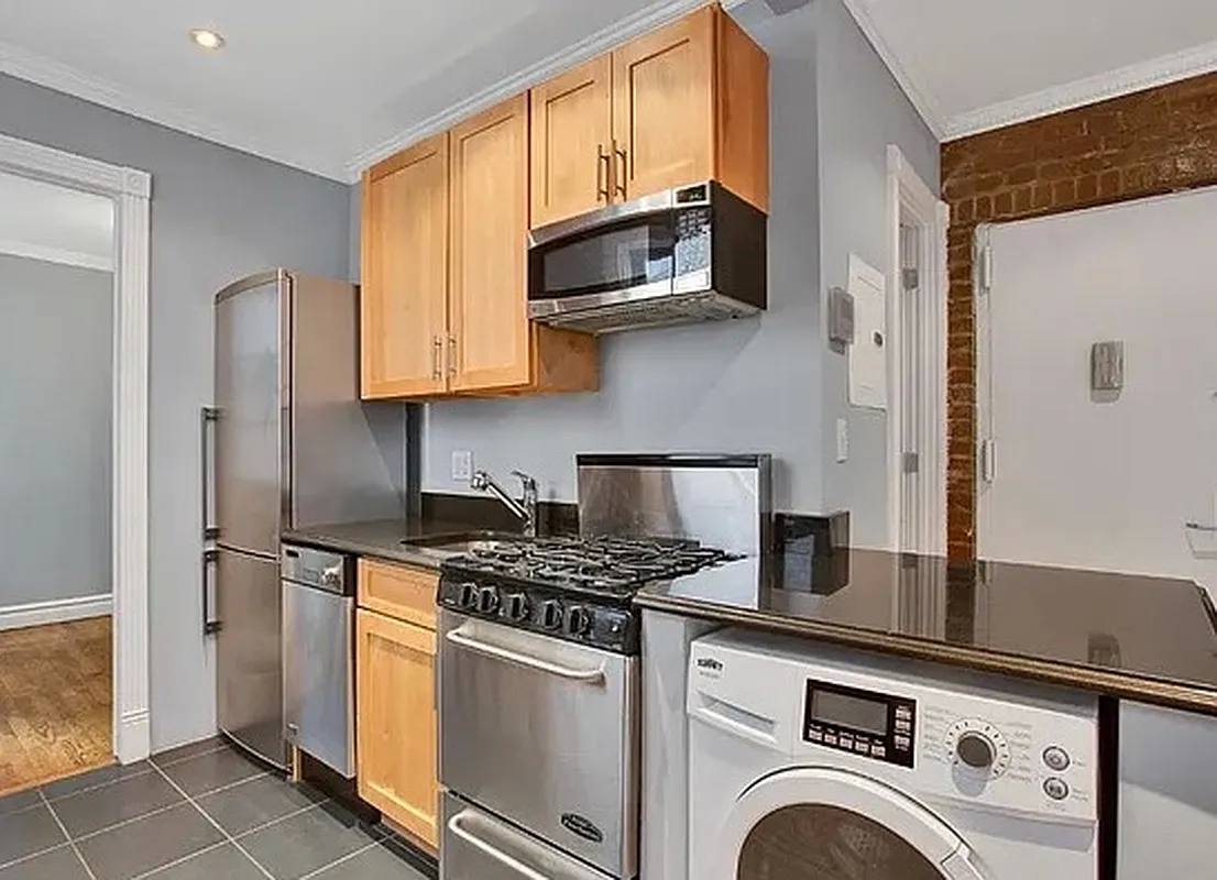 Apartment for rent at 416 E 13th St #3F, New York, NY 10009