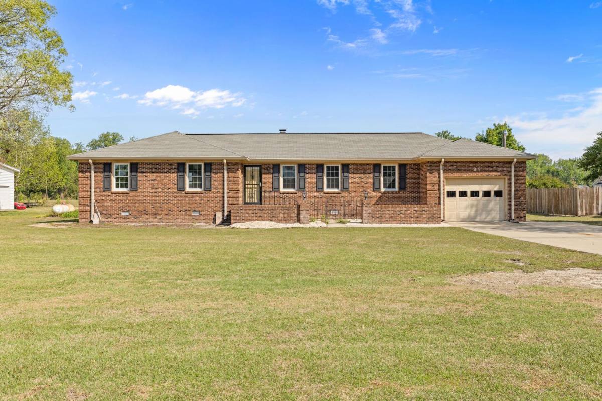 House for rent at 315 Holland Hill Dr, Goldsboro, NC 27530