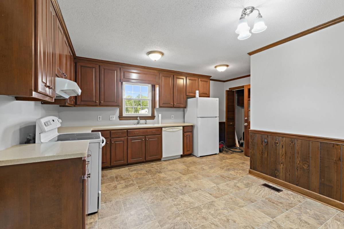 House for rent at 315 Holland Hill Dr, Goldsboro, NC 27530