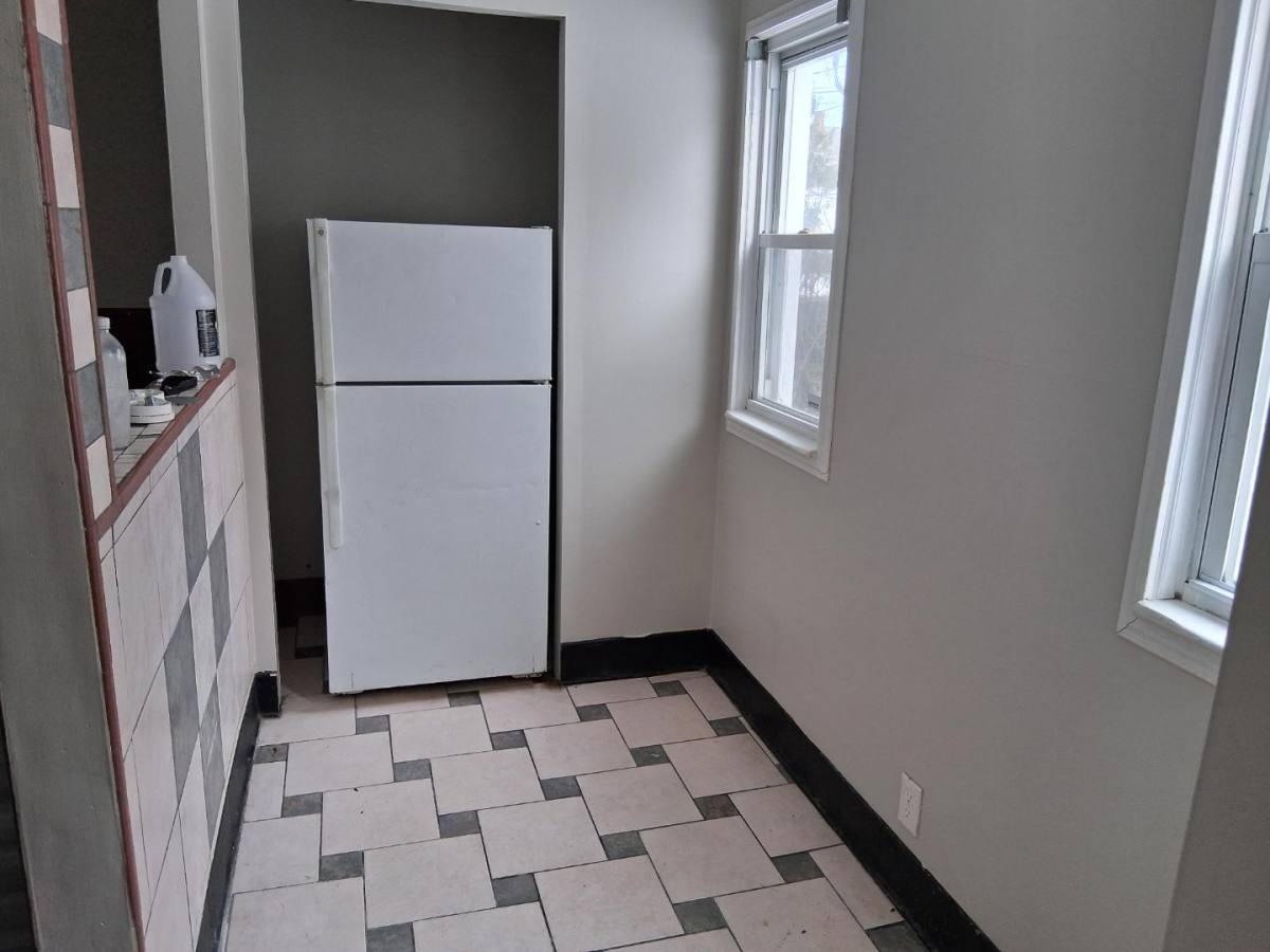 House for rent at 1337 E 84th St #JEROD Sfr, Cleveland, OH 44103