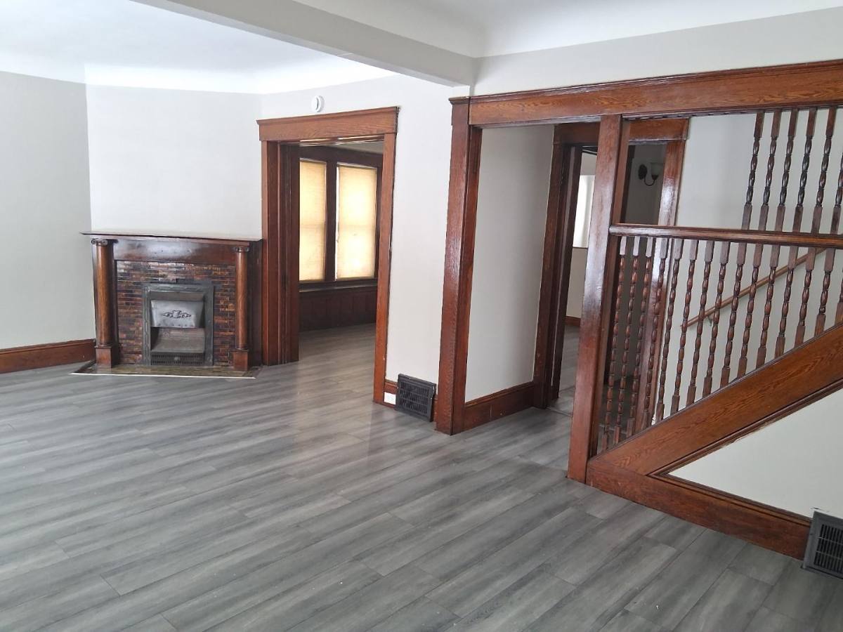 House for rent at 1337 E 84th St #JEROD Sfr, Cleveland, OH 44103