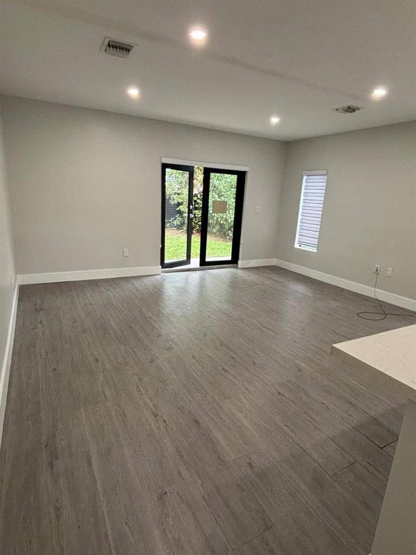Townhouse for rent at 2210 W 5th Way #2210, Hialeah, FL 33010