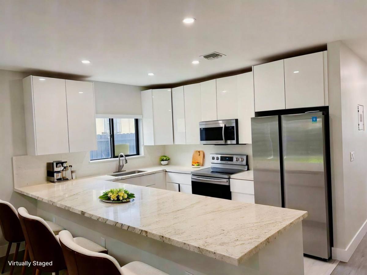 Townhouse for rent at 2210 W 5th Way #2210, Hialeah, FL 33010