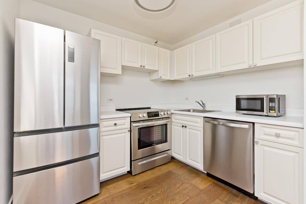 Apartment for rent at 3660 N Lake Shore Dr #2511, Chicago, IL 60613
