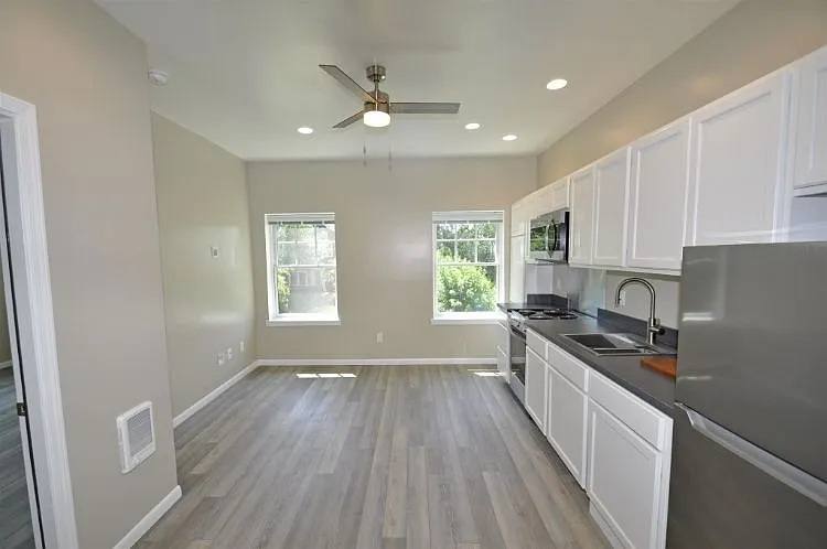 Apartment for rent at 629 Carroll St, South Bend, IN 46601