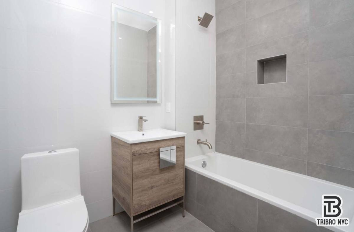 Apartment for rent at 1493 Dekalb Ave #1D, Brooklyn, NY 11237