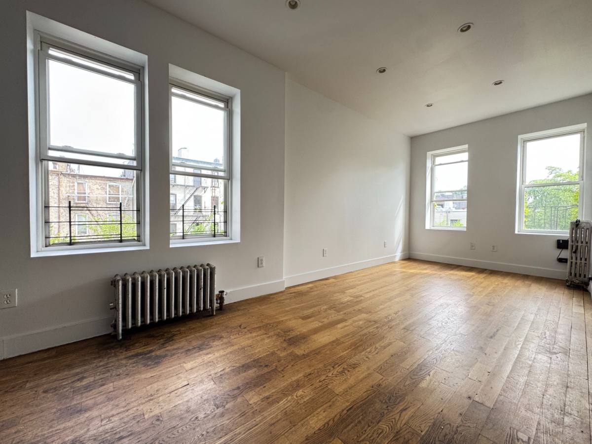 Apartment for rent at 286 19th St #3R, Brooklyn, NY 11215