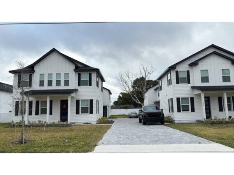 Townhouse for rent at 2011 Peel Ave, Orlando, FL 32803