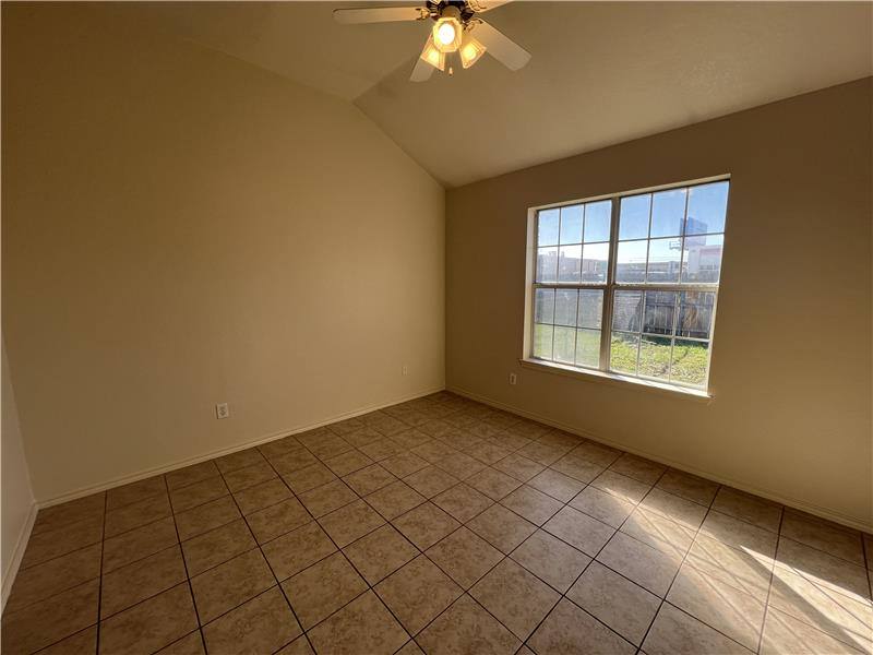 Apartment for rent at 3708 Gus #B, Killeen, TX 76549