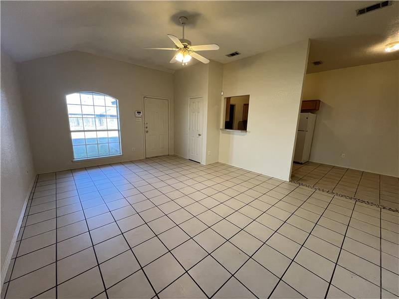 Apartment for rent at 3708 Gus #B, Killeen, TX 76549