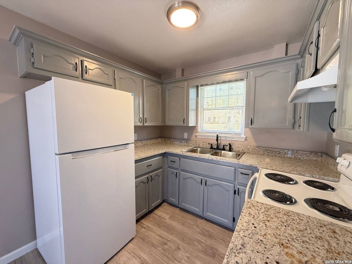 Apartment for rent at 1405 Donaldson, San Antonio, TX 78228