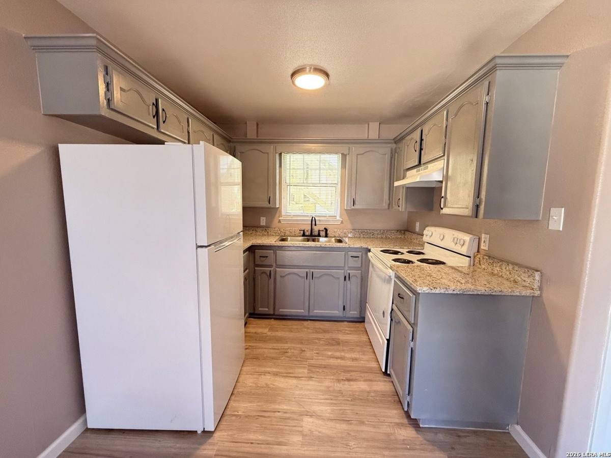 Apartment for rent at 1405 Donaldson, San Antonio, TX 78228