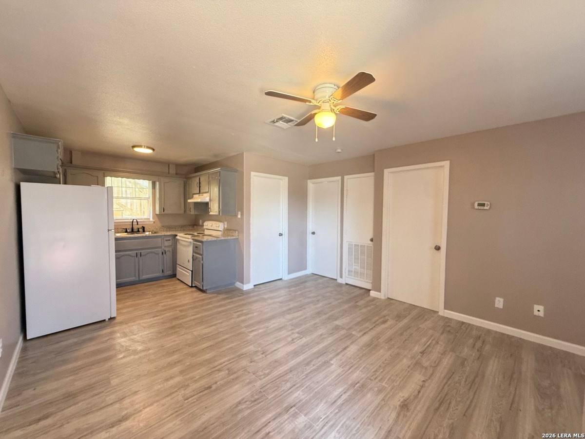 Apartment for rent at 1405 Donaldson, San Antonio, TX 78228