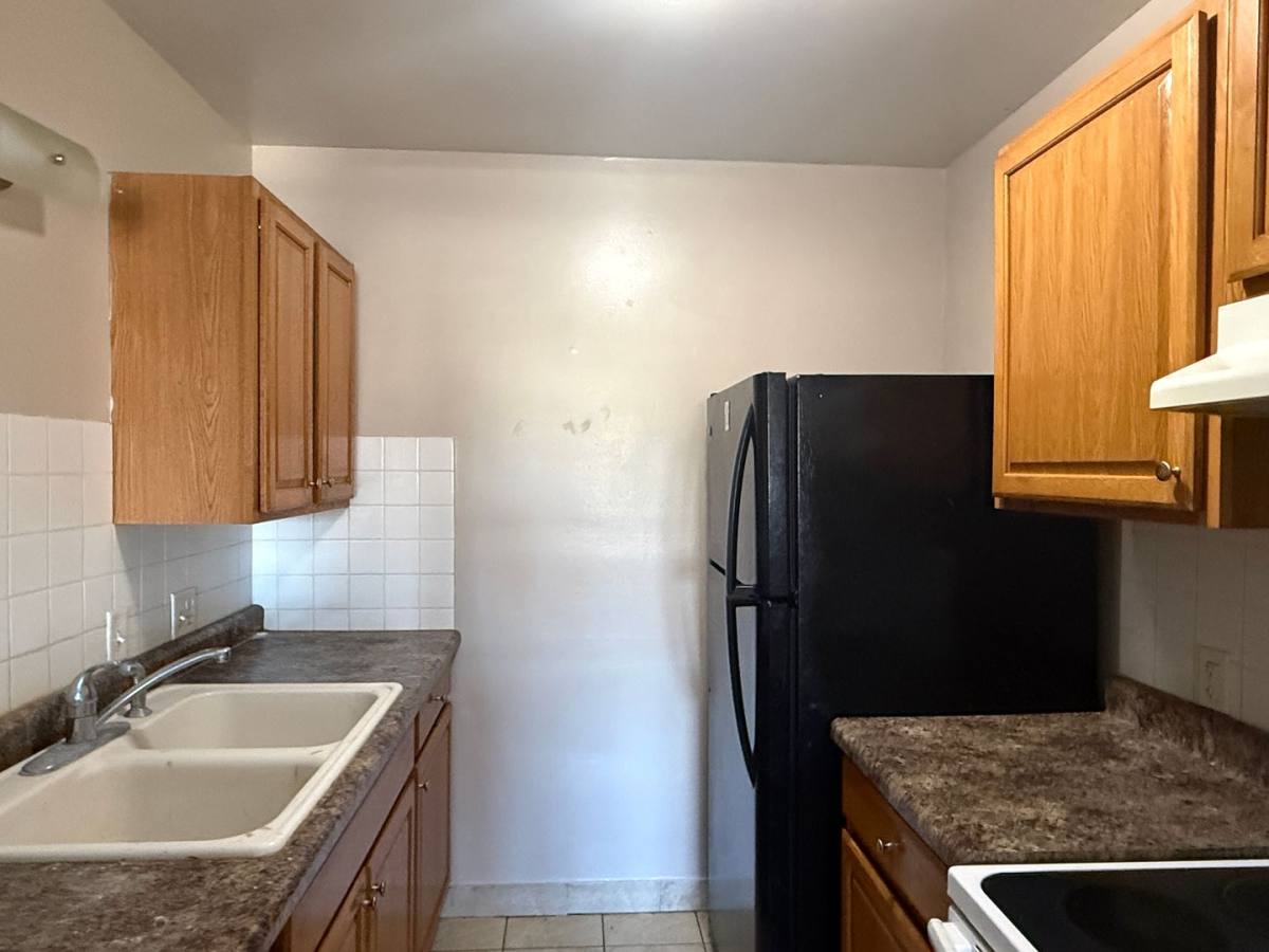 Apartment for rent at 309 S High St, Union City, IN 47390